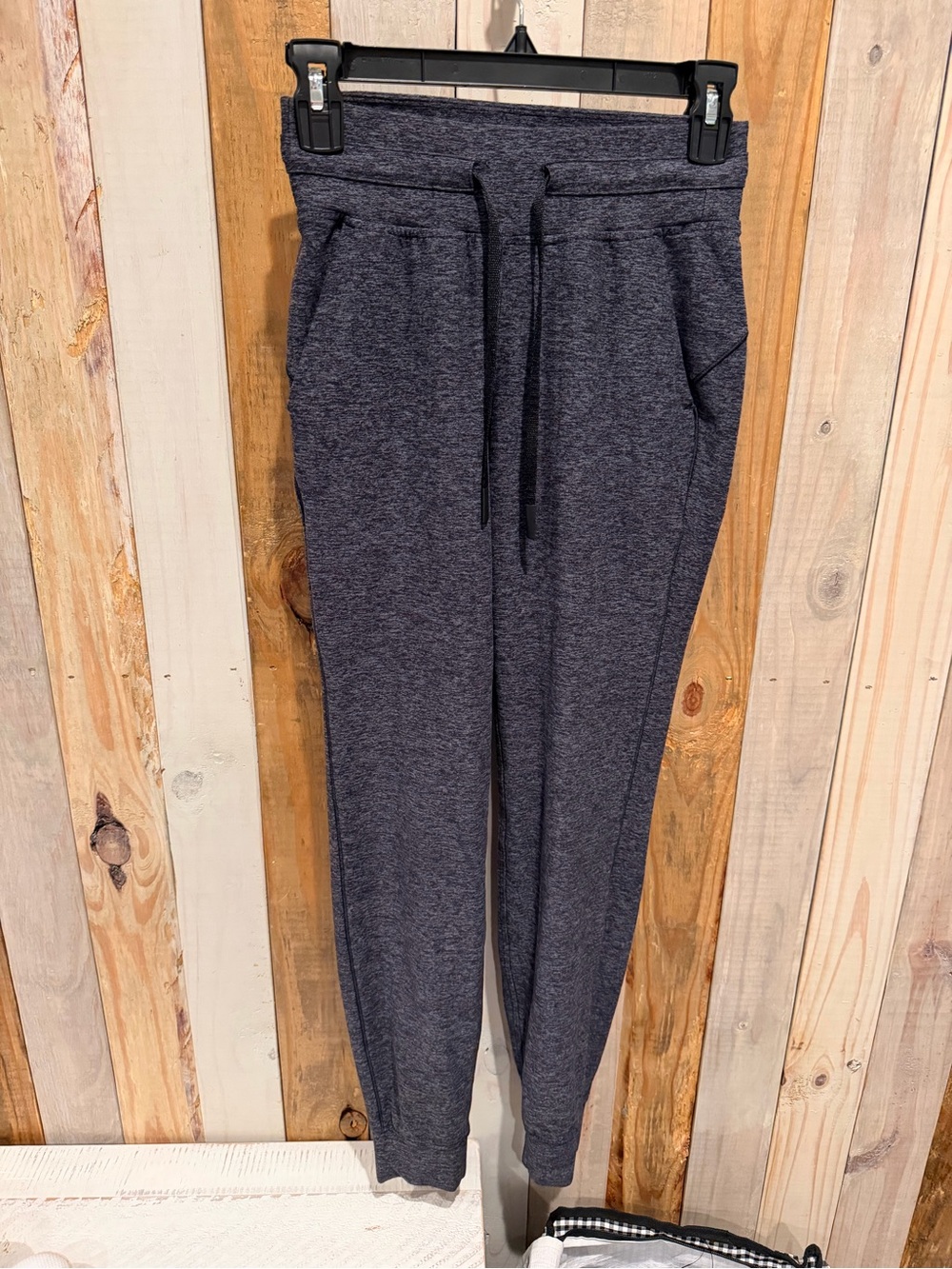 Lululemon Ready To Rulu Joggers. Size 2